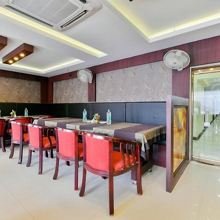 Oyo 1889 Hotel Aj Park Alappuzha Eksteriør billede