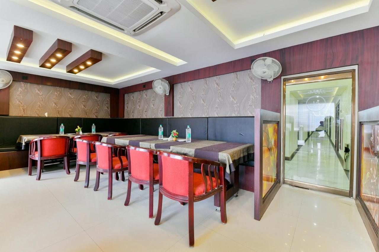 Oyo 1889 Hotel Aj Park Alappuzha Eksteriør billede